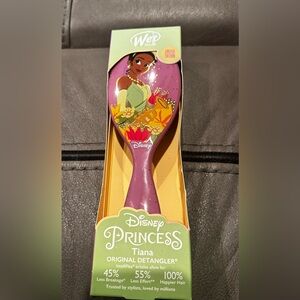 Disney Princess Tiana Hairbrush in Purple and Green